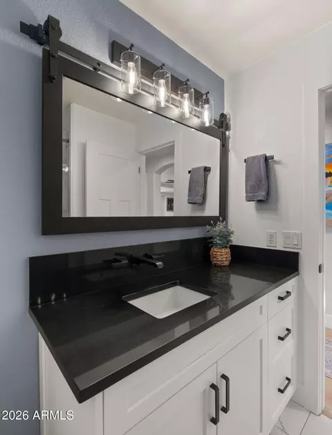 Bath - 5770 E 22nd Ave, Apache Junction, AZ 85119 photo 8 of 15