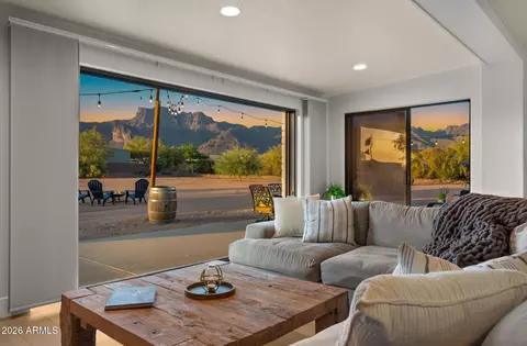 Living - 5770 E 22nd Ave, Apache Junction, AZ 85119 photo 2 of 5