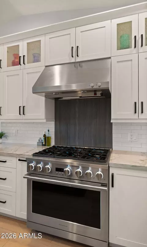 Kitchen - 5770 E 22nd Ave, Apache Junction, AZ 85119 photo 5 of 10