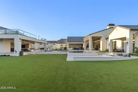 Exterior - 3182 S Penrose Ct, Gilbert, AZ 85295 photo 7 of 22
