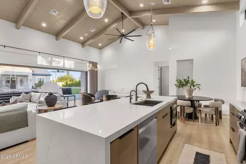 Kitchen - 3182 S Penrose Ct, Gilbert, AZ 85295 photo 11 of 12