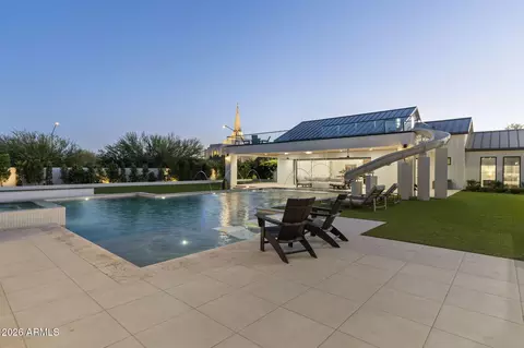 Exterior - 3182 S Penrose Ct, Gilbert, AZ 85295 photo 12 of 22