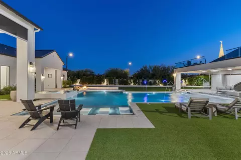 Exterior - 3182 S Penrose Ct, Gilbert, AZ 85295 photo 16 of 22