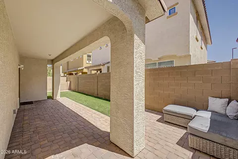 Exterior - 4223 Erie St, Gilbert, AZ 85295 photo 6 of 8