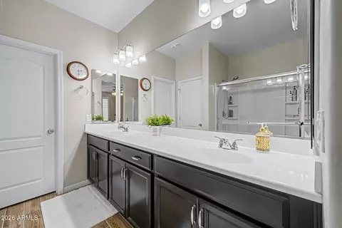 Bath - 4223 Erie St, Gilbert, AZ 85295 photo 2 of 4