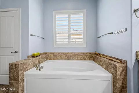 Bath - 1131 E Bajor St, Gilbert, AZ 85298 photo 2 of 5