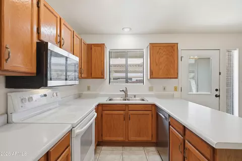 Kitchen - 6262 E Brown Rd #17, Mesa, AZ 85205 photo 5 of 5