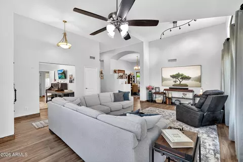 Living - 1881 E Commerce Ave, Gilbert, AZ 85234 photo 1 of 2