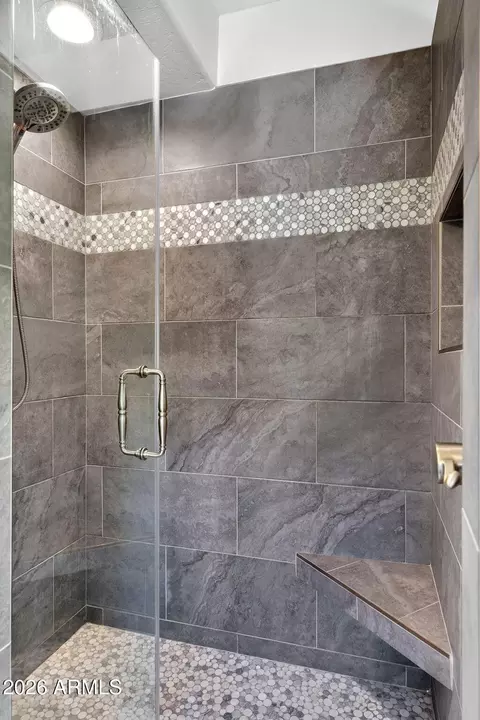 Bath - 1881 E Commerce Ave, Gilbert, AZ 85234 photo 6 of 8