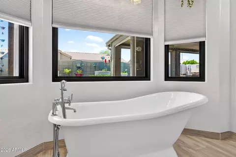 Bath - 1881 E Commerce Ave, Gilbert, AZ 85234 photo 5 of 8
