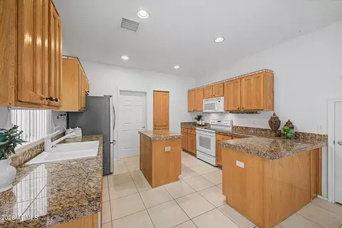 2637 E Campbell Ave, Phoenix, AZ 85016