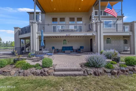 17975 S Hopi Rd, Munds Park, AZ 86017