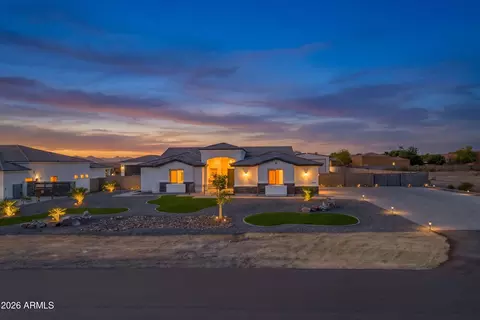 10136 W Hatfield Rd, Peoria, AZ 85383