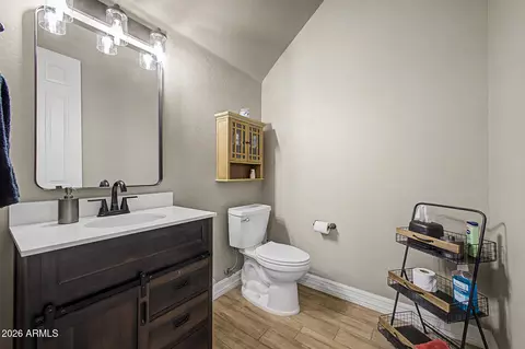 Bath - 2207 E Lindrick Dr, Gilbert, AZ 85298 photo 2 of 7