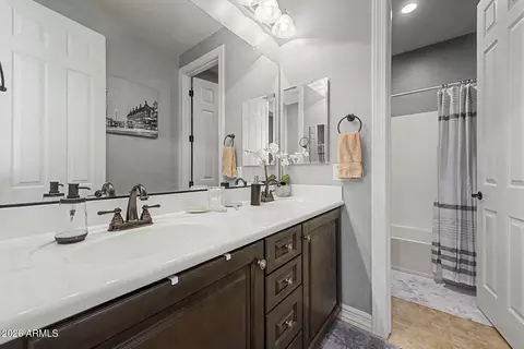 Bath - 2207 E Lindrick Dr, Gilbert, AZ 85298 photo 6 of 7