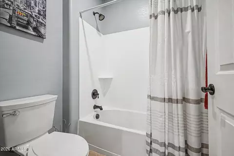 Bath - 2207 E Lindrick Dr, Gilbert, AZ 85298 photo 7 of 7