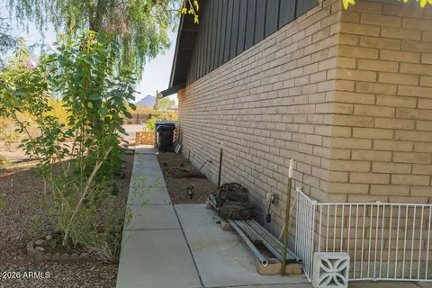 Exterior - 3650 E Quenton Dr #2, Mesa, AZ 85215 photo 6 of 14
