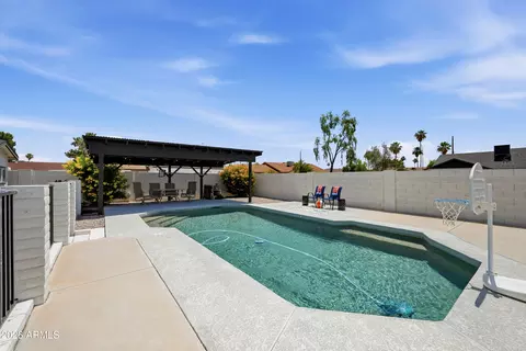 Exterior - 845 E Grandview St, Mesa, AZ 85203 photo 10 of 12