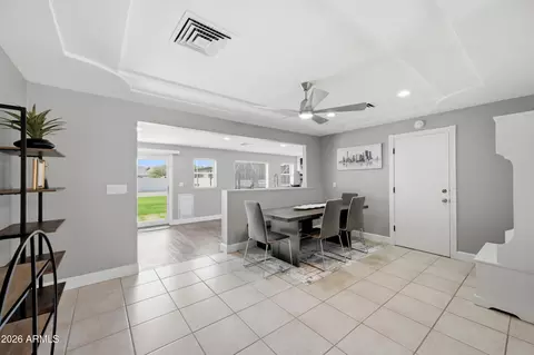 Entry Way - 845 E Grandview St, Mesa, AZ 85203 photo 1 of 2