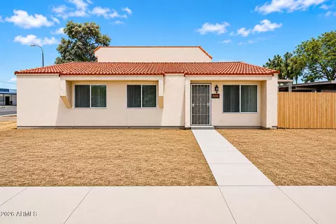 4756 W Rose Ln, Glendale, AZ 85301