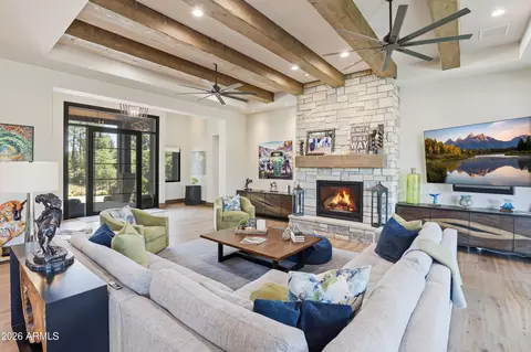 Living - 1802 E Senna Pt, Payson, AZ 85541 photo 3 of 4