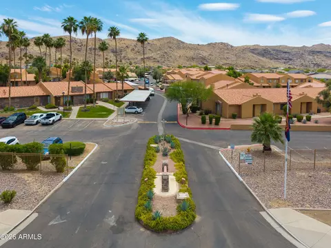 View/Area - 3511 E Baseline Rd #1034, Phoenix, AZ 85042 photo 1 of 5