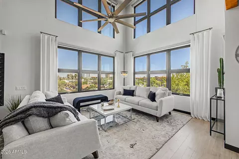 Living - 914 E Osborn Rd #415, Phoenix, AZ 85014 photo 2 of 6