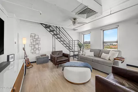 Living - 914 E Osborn Rd #415, Phoenix, AZ 85014 photo 5 of 6