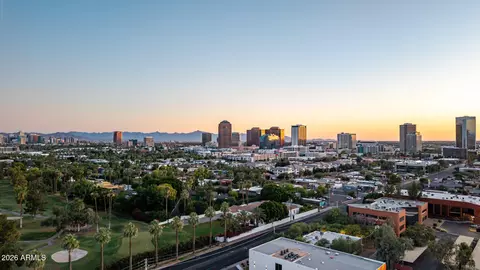 View/Area - 914 E Osborn Rd #415, Phoenix, AZ 85014 photo 4 of 7