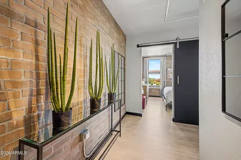 Entry Way - 914 E Osborn Rd #415, Phoenix, AZ 85014 photo 1 of 1