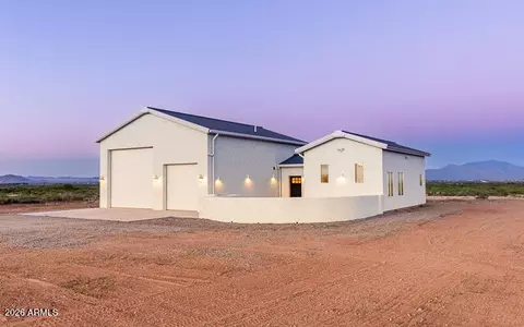 6233 W Airport Rd, Willcox, AZ 85643