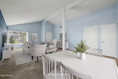 Dining - 5212 E Tamblo Dr, Phoenix, AZ 85044 photo 1 of 1