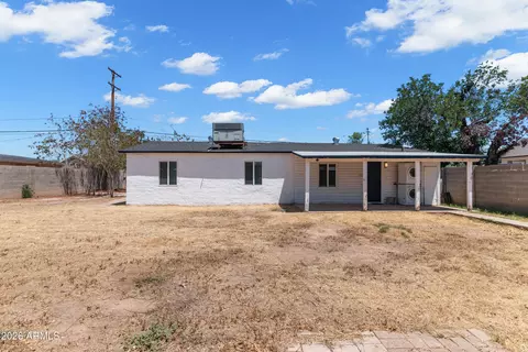 Exterior - 2133 W Colter St, Phoenix, AZ 85015 photo 5 of 7