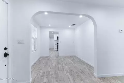 Entry Way - 2133 W Colter St, Phoenix, AZ 85015 photo 1 of 2