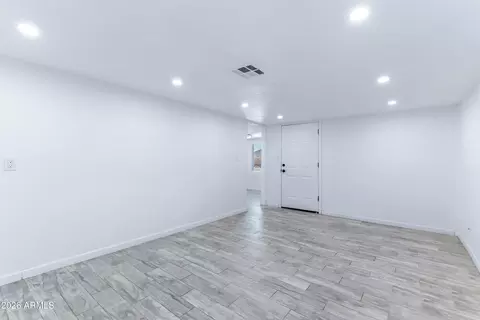 Living - 2133 W Colter St, Phoenix, AZ 85015 photo 1 of 3