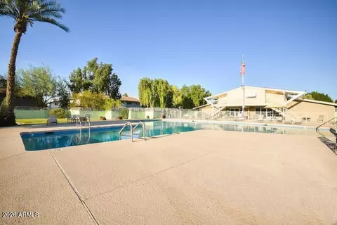 Exterior - 4550 N 15th Ave, Phoenix, AZ 85015 photo 4 of 4