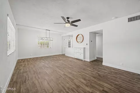 Living - 1620 E Rancho Dr, Phoenix, AZ 85016 photo 2 of 4
