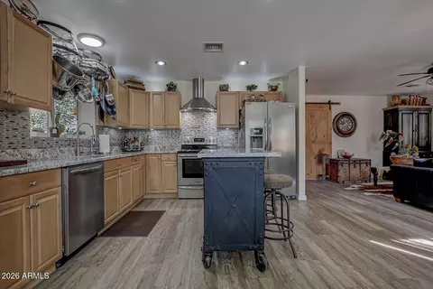 Kitchen - 3762 N Watertank Rd, Pine, AZ 85544 photo 4 of 6