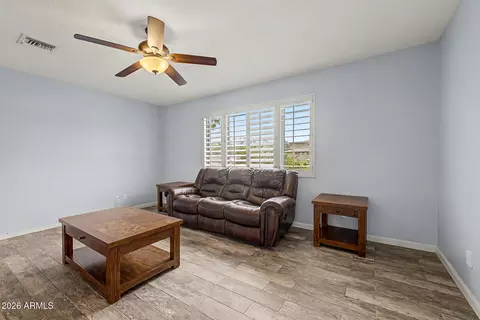 Living - 802 E Roberts Rd, Phoenix, AZ 85022 photo 1 of 3