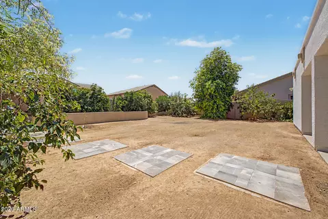 Exterior - 11327 E Sonrisa Ave, Mesa, AZ 85212 photo 6 of 8