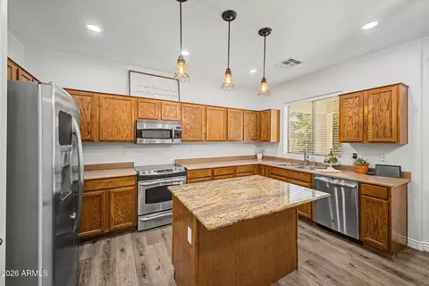 Kitchen - 11327 E Sonrisa Ave, Mesa, AZ 85212 photo 2 of 3