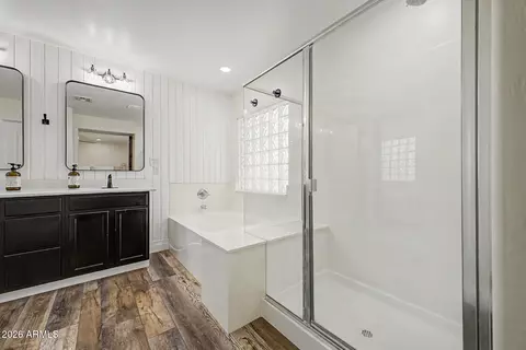 Bath - 11327 E Sonrisa Ave, Mesa, AZ 85212 photo 2 of 5