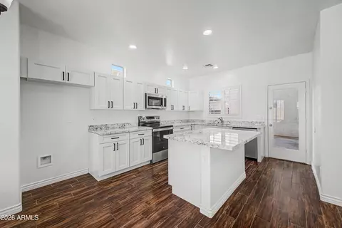 Kitchen - 9442 W Berkeley Rd, Phoenix, AZ 85037 photo 1 of 3