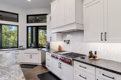 Kitchen - 602 N Redbud Cir, Payson, AZ 85541 photo 6 of 6
