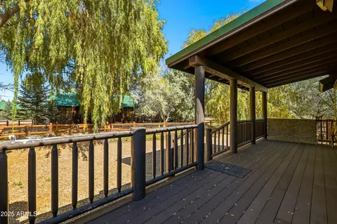 Exterior - 2348 S Buffalo Loop, Overgaard, AZ 85933 photo 6 of 11