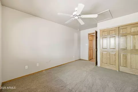 Bedroom - 2348 S Buffalo Loop, Overgaard, AZ 85933 photo 4 of 4