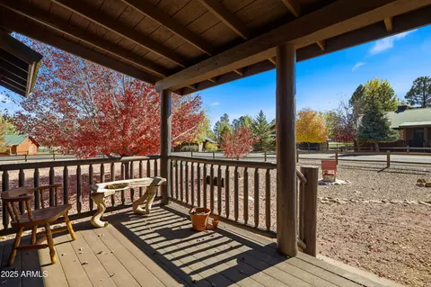 Exterior - 2348 S Buffalo Loop, Overgaard, AZ 85933 photo 4 of 11
