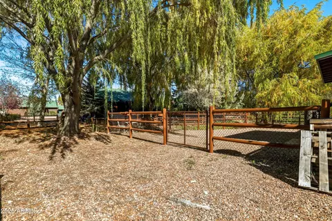 Exterior - 2348 S Buffalo Loop, Overgaard, AZ 85933 photo 11 of 11