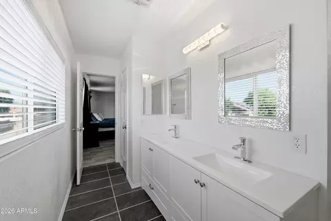Bath - 8212 E Peralta Ave, Mesa, AZ 85212 photo 2 of 5