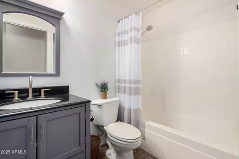 Bath - 3587 E Trigger Way, Gilbert, AZ 85297 photo 2 of 2